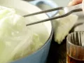 Kalbfleisch-Kohlrouladen – smarter Zubereitung Schritt 3 Kalbfleisch-Kohlrouladen – smarter Zubereitung Schritt 3