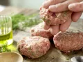 Kalbsfrikadellen Königsberger Art Zubereitung Schritt 4 Kalbsfrikadellen Königsberger Art Zubereitung Schritt 4