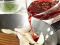 Kalbsschnitzel in Granatapfelsauce Zubereitung Schritt 7 Kalbsschnitzel in Granatapfelsauce Zubereitung Schritt 7