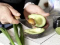Kalte Avocado-Gurken-Suppe Zubereitung Schritt 2 Kalte Avocado-Gurken-Suppe Zubereitung Schritt 2