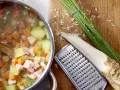 Kartoffel-Gemüse-Suppe Zubereitung Schritt 3 Kartoffel-Gemüse-Suppe Zubereitung Schritt 3