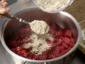 Kartoffelbrei mit Roter Bete Zubereitung Schritt 5 Kartoffelbrei mit Roter Bete Zubereitung Schritt 5