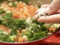 Klare Grünkohlsuppe Zubereitung Schritt 8 Klare Grünkohlsuppe Zubereitung Schritt 8
