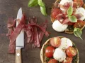 Knusprige Brötchen-Pizzen Zubereitung Schritt 4 Knusprige Brötchen-Pizzen Zubereitung Schritt 4
