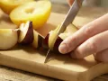 Pflaumen-Schichtdessert Zubereitung Schritt 1 Pflaumen-Schichtdessert Zubereitung Schritt 1