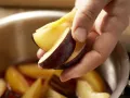 Pflaumen-Schichtdessert Zubereitung Schritt 3 Pflaumen-Schichtdessert Zubereitung Schritt 3