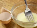 Kürbis-, Safran- und Hagebuttenplätzchen Zubereitung Schritt 2 Kürbis-, Safran- und Hagebuttenplätzchen Zubereitung Schritt 2