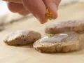Kürbis-, Safran- und Hagebuttenplätzchen Zubereitung Schritt 20 Kürbis-, Safran- und Hagebuttenplätzchen Zubereitung Schritt 20
