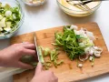 Kurkumapfannkuchen mit Lauch-Zucchini-Füllung Zubereitung Schritt 1 Kurkumapfannkuchen mit Lauch-Zucchini-Füllung Zubereitung Schritt 1
