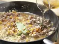 Lamm-Bolognese Zubereitung Schritt 6 Lamm-Bolognese Zubereitung Schritt 6