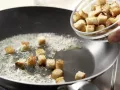 Löwenzahnsalat Zubereitung Schritt 3 Löwenzahnsalat Zubereitung Schritt 3