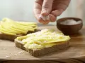 Mango-Toast mit Kokosraspeln Zubereitung Schritt 3 Mango-Toast mit Kokosraspeln Zubereitung Schritt 3