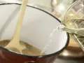Marinierte Melonenkugeln Zubereitung Schritt 1 Marinierte Melonenkugeln Zubereitung Schritt 1