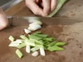 Mariniertes Ingwer-Zucchini-Gemüse Zubereitung Schritt 2 Mariniertes Ingwer-Zucchini-Gemüse Zubereitung Schritt 2