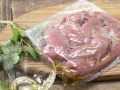 Mariniertes Lammfilet mit Knoblauch Zubereitung Schritt 2 Mariniertes Lammfilet mit Knoblauch Zubereitung Schritt 2