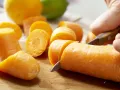 Möhren-Mandarinen-Drink Zubereitung Schritt 1 Möhren-Mandarinen-Drink Zubereitung Schritt 1
