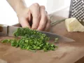 Nudel-Rührei mit Tomatensalat Zubereitung Schritt 4 Nudel-Rührei mit Tomatensalat Zubereitung Schritt 4
