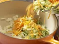Nudeln mit Nuss-Tomaten-Sauce Zubereitung Schritt 3 Nudeln mit Nuss-Tomaten-Sauce Zubereitung Schritt 3