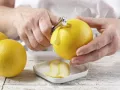Orangen-Flan mit Pistazien Zubereitung Schritt 2 Orangen-Flan mit Pistazien Zubereitung Schritt 2