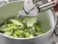 Pastasauce mit Keta-Kaviar Zubereitung Schritt 3 Pastasauce mit Keta-Kaviar Zubereitung Schritt 3