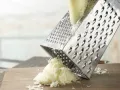 Pastinakenpuffer mit Dip Zubereitung Schritt 1 Pastinakenpuffer mit Dip Zubereitung Schritt 1