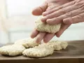 Pastinakenpuffer mit Dip Zubereitung Schritt 7 Pastinakenpuffer mit Dip Zubereitung Schritt 7