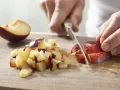 Pflaumen-Grießbrei Zubereitung Schritt 1 Pflaumen-Grießbrei Zubereitung Schritt 1