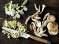 Pilz-Omelett-Röllchen Zubereitung Schritt 1 Pilz-Omelett-Röllchen Zubereitung Schritt 1