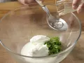 Pizza mit Putenschinken Zubereitung Schritt 2 Pizza mit Putenschinken Zubereitung Schritt 2