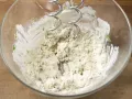 Pizza mit Putenschinken Zubereitung Schritt 3 Pizza mit Putenschinken Zubereitung Schritt 3