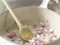 Pizza mit scharfem Auberginen-Ragout Zubereitung Schritt 4 Pizza mit scharfem Auberginen-Ragout Zubereitung Schritt 4