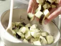 Pizza mit scharfem Auberginen-Ragout Zubereitung Schritt 5 Pizza mit scharfem Auberginen-Ragout Zubereitung Schritt 5