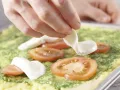Polenta-Pizza mit Tomaten Zubereitung Schritt 4 Polenta-Pizza mit Tomaten Zubereitung Schritt 4