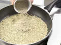 Popcorn-Müsli mit Rosinen Zubereitung Schritt 1 Popcorn-Müsli mit Rosinen Zubereitung Schritt 1