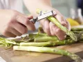 Putenroulade auf Spargelsalat Zubereitung Schritt 1 Putenroulade auf Spargelsalat Zubereitung Schritt 1