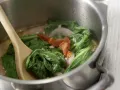 Putenrouladen auf Blattspinat Zubereitung Schritt 11 Putenrouladen auf Blattspinat Zubereitung Schritt 11