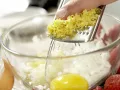 Quark-Gratin Zubereitung Schritt 2 Quark-Gratin Zubereitung Schritt 2