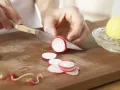 Radieschen-Kartoffel-Suppe Zubereitung Schritt 6 Radieschen-Kartoffel-Suppe Zubereitung Schritt 6