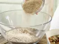 Rhabarber-Streusel-Auflauf Zubereitung Schritt 3 Rhabarber-Streusel-Auflauf Zubereitung Schritt 3