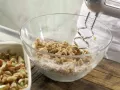 Rhabarber-Streusel-Auflauf Zubereitung Schritt 4 Rhabarber-Streusel-Auflauf Zubereitung Schritt 4