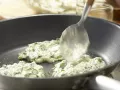 Ricotta-Spinat-Plätzchen Zubereitung Schritt 7 Ricotta-Spinat-Plätzchen Zubereitung Schritt 7