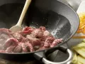 Rindfleisch aus dem Wok Zubereitung Schritt 8 Rindfleisch aus dem Wok Zubereitung Schritt 8