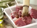 Rindfleischspieße mit grünem Spargel Zubereitung Schritt 2 Rindfleischspieße mit grünem Spargel Zubereitung Schritt 2