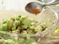Röstbrote mit Avocado-Tatar Zubereitung Schritt 9 Röstbrote mit Avocado-Tatar Zubereitung Schritt 9