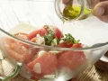 Röstbrote mit Avocado-Tatar Zubereitung Schritt 3 Röstbrote mit Avocado-Tatar Zubereitung Schritt 3