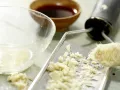 Salatschüssel mit Räucherhähnchen Zubereitung Schritt 5 Salatschüssel mit Räucherhähnchen Zubereitung Schritt 5