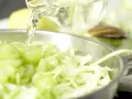 Schollenröllchen auf Spitzkohl Zubereitung Schritt 7 Schollenröllchen auf Spitzkohl Zubereitung Schritt 7