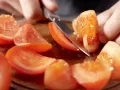 Schwarze Tintenfisch-Pasta Zubereitung Schritt 3 Schwarze Tintenfisch-Pasta Zubereitung Schritt 3