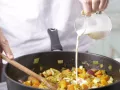 Schweinefilet mit Kürbis-Apfel-Gemüse Zubereitung Schritt 9 Schweinefilet mit Kürbis-Apfel-Gemüse Zubereitung Schritt 9