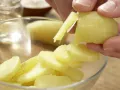 Seeteufel-Schnitzel mit Spargel-Kartoffel-Salat Zubereitung Schritt 3 Seeteufel-Schnitzel mit Spargel-Kartoffel-Salat Zubereitung Schritt 3